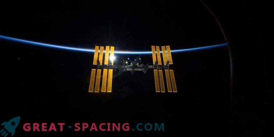 Die Besatzung der ISS wird mit drei neuen Mitgliedern aufgefüllt.
