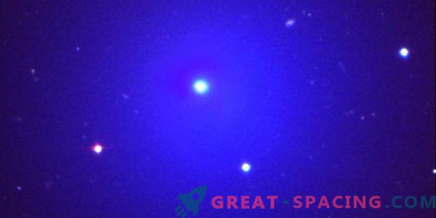 Einen Kometen in einem Amateurteleskop gefunden