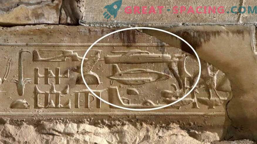 Hubschrauber, Panzer und Raumfahrzeuge. Was verbirgt sich hinter Hieroglyphen?