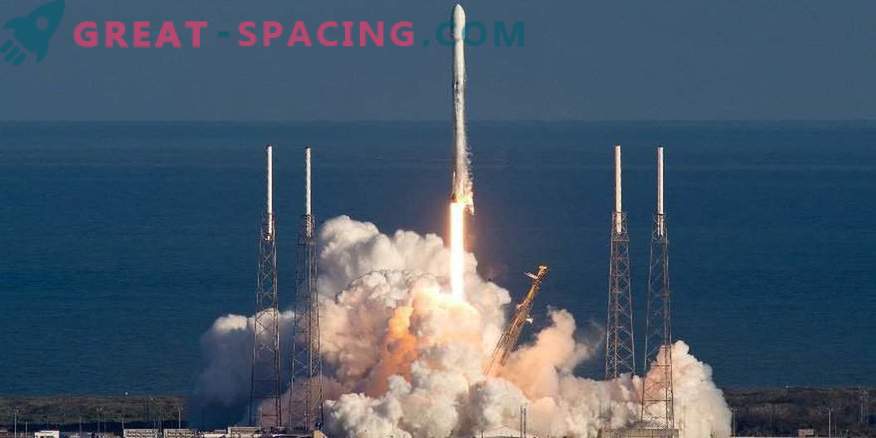 SpaceX verzögert den historischen dritten Raketenstart