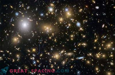 Das Hubble-Orbital-Teleskop entdeckte Galaxien aus der Zeit der „kosmischen Dämmerung“
