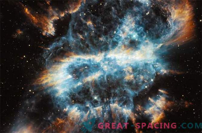 Spektakuläre Fotos von bipolaren planetarischen Nebeln