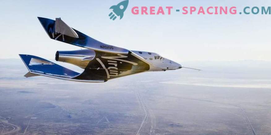 Le nouveau SpaceShipTwo effectue son premier vol gratuit