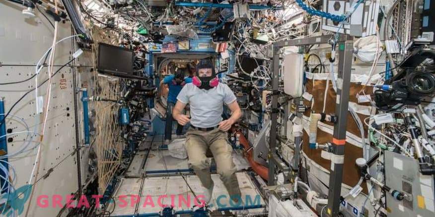 Notfalltraining auf der ISS