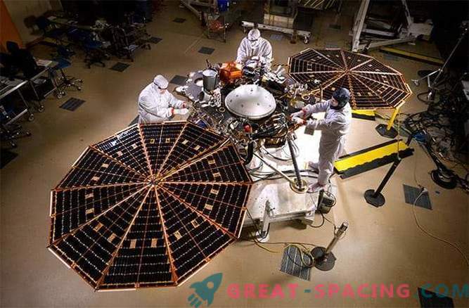 Die NASA beginnt mit dem Testen des nächsten überraschenden Mars-Abstiegsmoduls - InSight