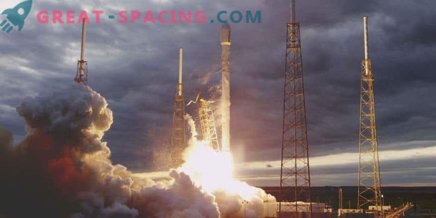 SpaceX-Rakete mit einem neuen Satellitenpaar gestartet