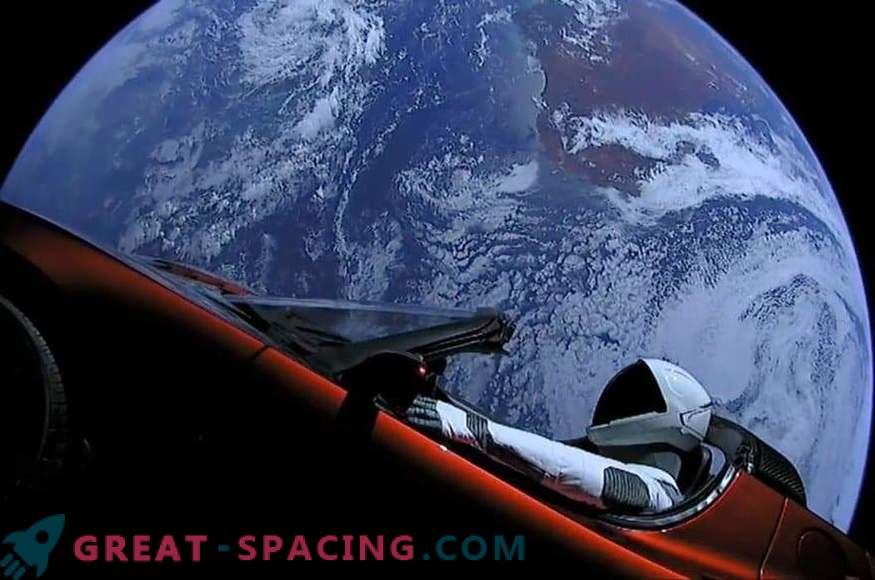 Tesla-Startjubiläum und SpaceX-Dummy