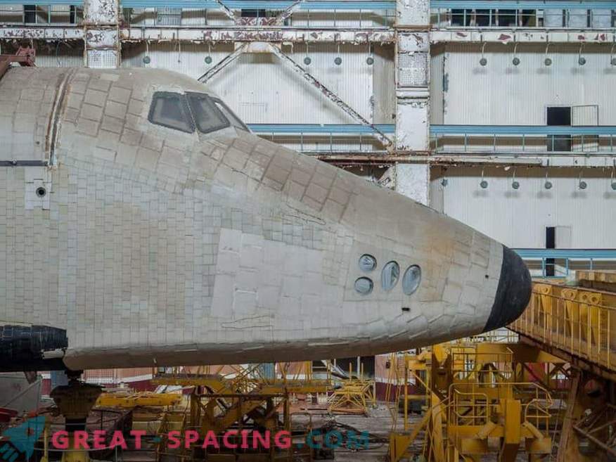 Narben des Kalten Krieges! Bewundern Sie das vergessene sowjetische Space Shuttle