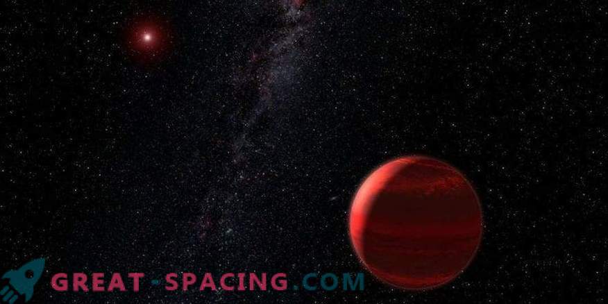 Ein roter Zwerg versteckt sich im Staub eines riesigen Sterns