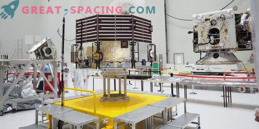 BepiColombo am Weltraumbahnhof ausgepackt