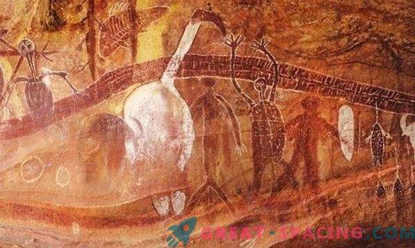 10 unusual rock paintings hinting at extraterrestrial beings. According to ufologists