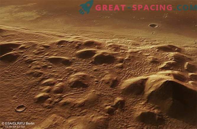 Eis kann unter den Hügeln des Mars versteckt sein.
