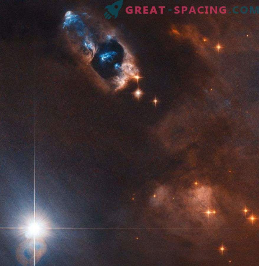 Das Hubble-Teleskop erfasst gasförmige Objekte in der Nähe des neugeborenen Sterns