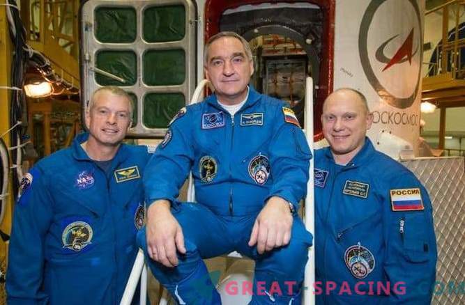 Amerikanische und russische Astronauten: Sind diplomatische Spannungen im Weltraum möglich?