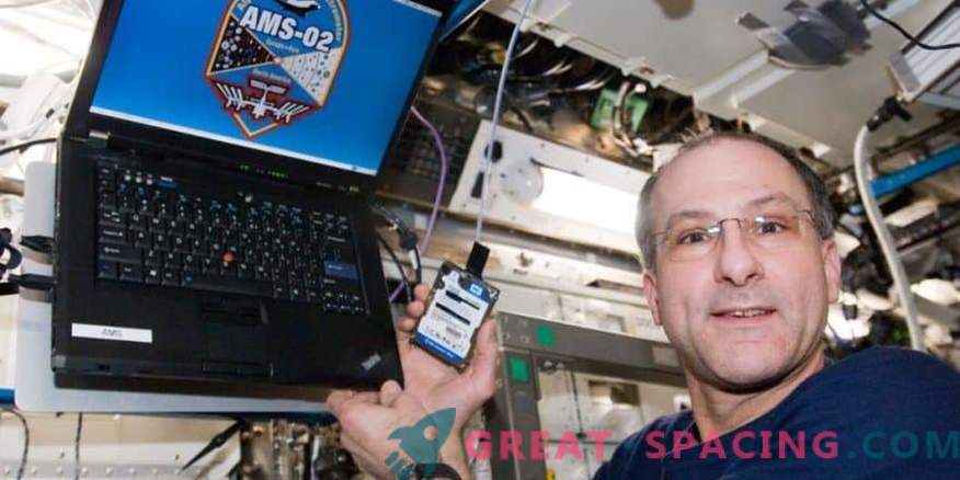 Space wird dein Handy rösten! Wie können Weltraumtouristen persönliche Daten schützen?