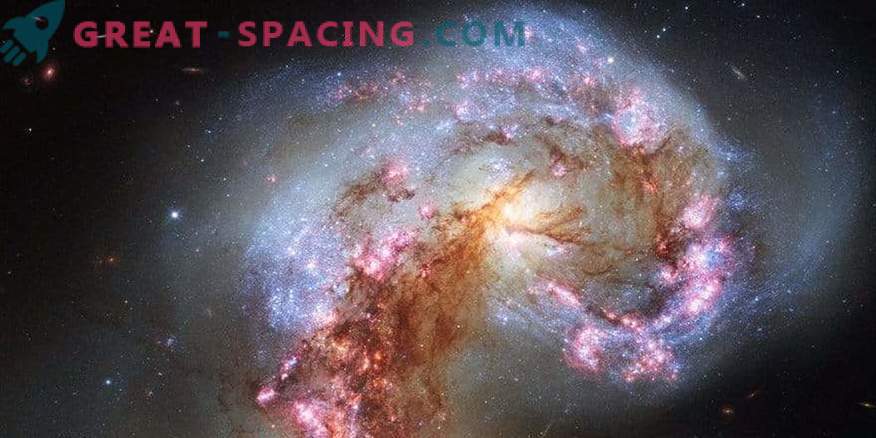 Organisches Material in der Antennengalaxie gefunden