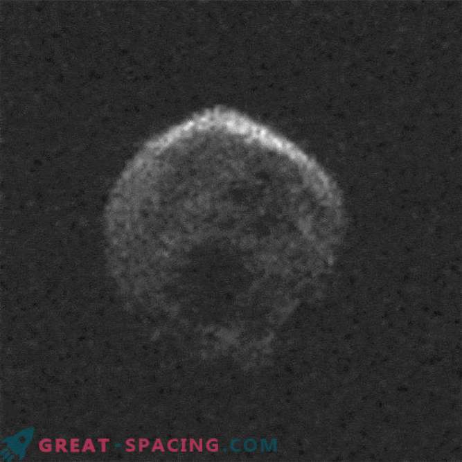 Wissenschaftler haben Radarbilder eines schrecklichen Kometen erhalten