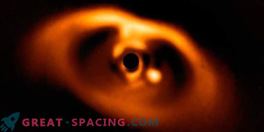 Die erste bestätigte Momentaufnahme des neugeborenen Planeten