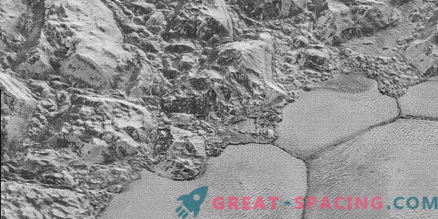 Wissenschaftler enthüllen die Geheimnisse der Pluto-Dünen