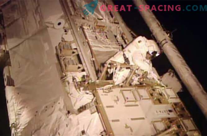 Die Astronauten haben das Austreten von giftigem Ammoniak erfolgreich bewältigt